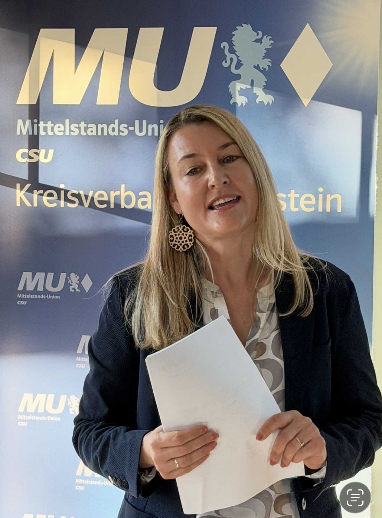 Erhielt viel Lob f�r ihr Engagement f�r den heimischen Mittelstand und die Mittelstandsunion: Die wiedergew�hlte Kreisvorsitzende Anna Marx. 