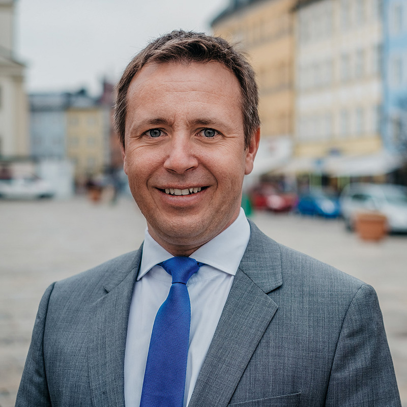 Dr. Christian Hmmer